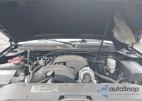 2011 Chevrolet Tahoe Ltz z USA, uszkodzony, nr VIN 1GNSKCE00BR103664